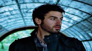 Ari Hest - In Your Eyes (12/11/2002)