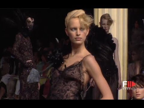 EMANUEL UNGARO Fall 2001 Haute Couture Paris - Fashion Channel