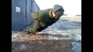 [問卦] 單手伏地挺身12下要健身多久才能達到？