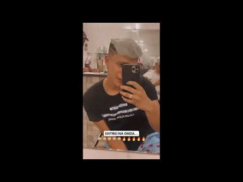 ALÊ OLIVEIRA PINTOU O CABELO DE BRANCO