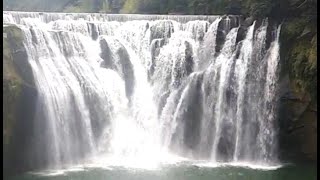 [問題] 日本哪邊有比十分瀑布更大的瀑布?