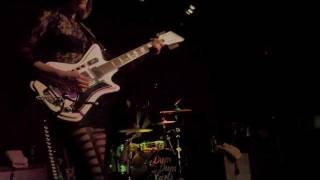 &quot;Heartbeat (Take It Away)&quot; by Dum Dum Girls at the Paradise, Boston 10/19/11
