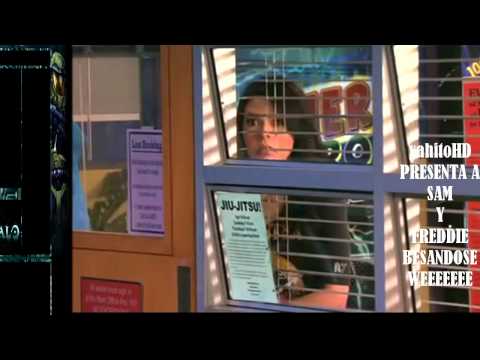 SAM Y FREDDIE BESANDOSE