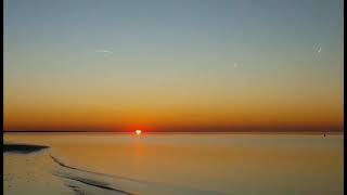 Download lagu Senja nan merah HQ 1997 mp3