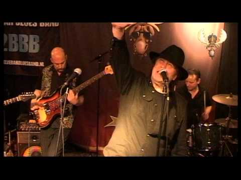 The Twelve Bar Bluesband - Life is Hard (when you play the blues) -  live at bluesmoose Radio