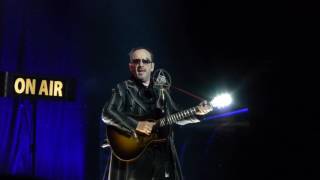 Elvis Costello - Jimmie Standing In The Rain