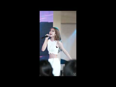 Just on The Way - Khaosuay Hatobito - Aidoru Festival at MBK