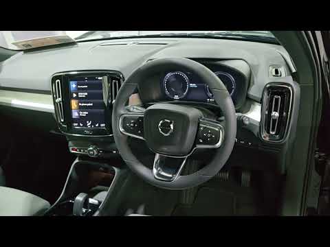 Volvo XC40 T4 PLUS DARK RECHARGE AUTOMATIC **HIGH - Image 2