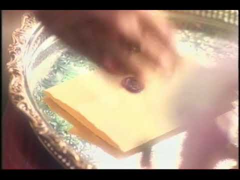 Lux Super Rich Treatment Shampoo ''Staircase'' TVC 1993 30s