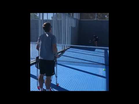 Ejercicio progresión globo en Pádel