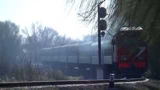 preview picture of video 'ТЭП70БС-147 с поездом 336 Санкт-Петербург - Днепропетровск'