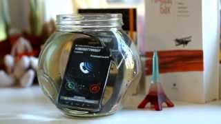 Samsung I9295 Galaxy S4 Active (Dive Blue) - відео 4