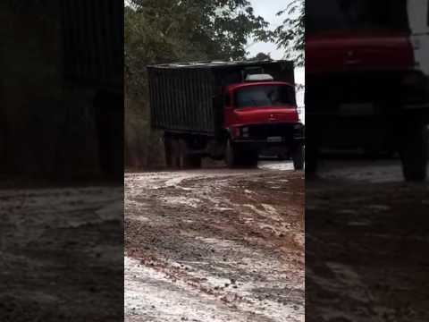 O BOIADEIRO SOLTOU O MERCEDÃO E BOTOU PRA DESCER