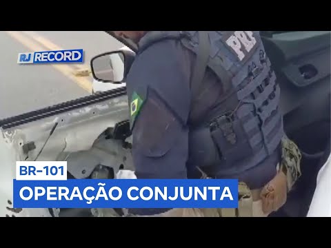 PRF e PF apreendem mais de 10 kg de drogas na BR-101, em Silva Jardim (RJ)