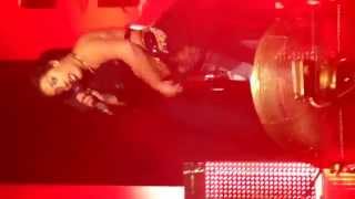 La Lionne Saigne - Barrière Session Montgeron : Amel Bent 21/11/14