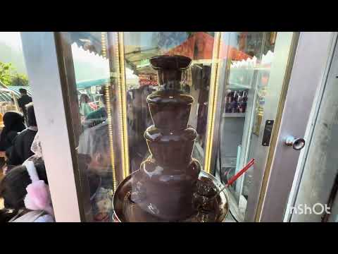 Molten fountain chocolate found at Ooty lake