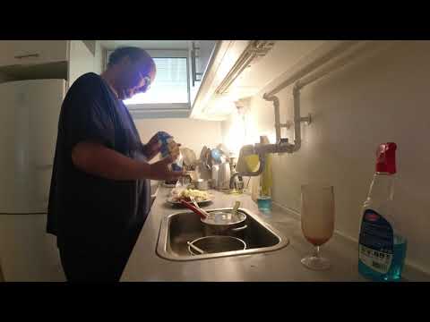 MongoTV_5288 - Mongo Madskole - Alpen Fest BRATWURST Med Ris - Tomassovs - OST