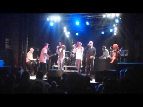 Culcha Candela-Schöne neue Welt beim Afrika Rise 2013