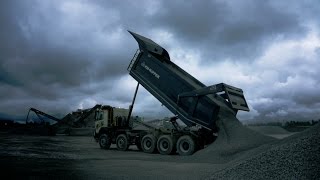 VOLVO FMX 10x6 monster tipper in the mine - wywrotka