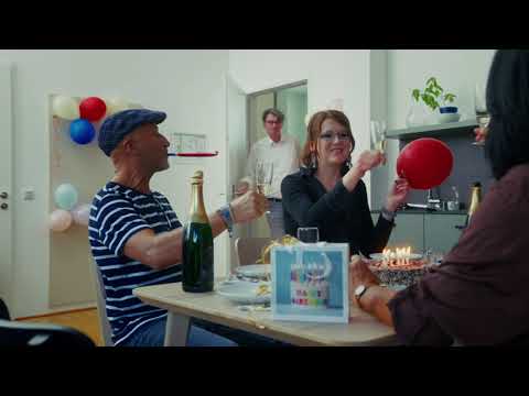 alpha nova - Wir arbeiten mit Humor