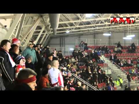 PASY.TV: Cracovia awansuje do play-off, piłkarze na trybunach