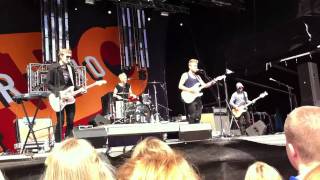 A friend in London - Rest from the streets live in Grena