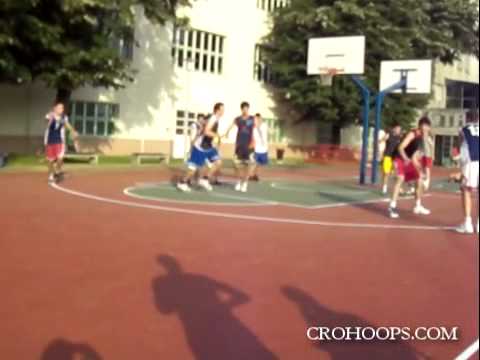 CroHoops Liga 2012 - Četrtfinale @ Kušlanova - Medveščak vs Trnje 30.06.2012.