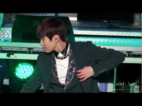 121220 슈키라 앞마당 콘서트 :: 내가 갈게 (보이프렌드 현성)