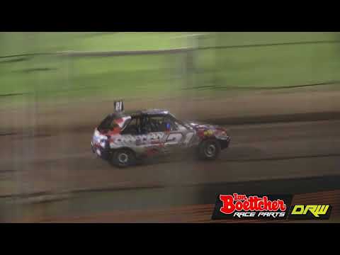 Junior Sedans - Heat 4 - Piston Cup Series - Rockhampton Speedway - 04.11.17