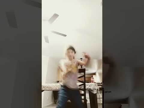 desk off you vs me😡