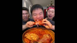SPICY AND TASTY NOODLES AND CHICKEN LEG PIECE | MUKBANG ASMR EATING | #shorts #mukbang #asmreating