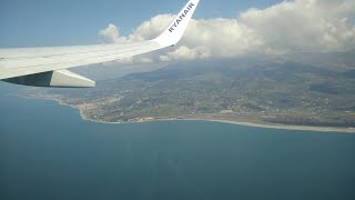 preview picture of video 'Decollo Ryanair in 4K da aeroporto Lamezia Terme - Londra Stansted'