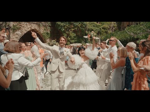 “wedding video with amazing wild energy.” - Ulrikke & Oskar Nordberg Brandstorp (La Baronia - Spain)