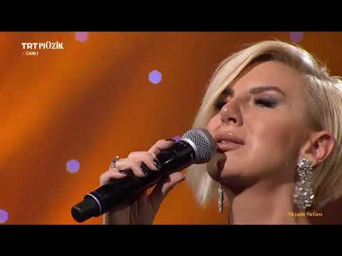 Ayşe Ekiz &  Her Mevsim İçimden