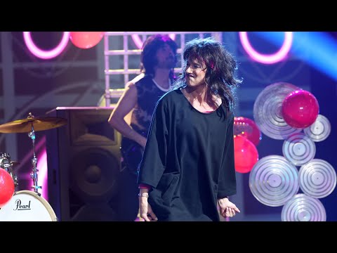 Anne Igartiburu imita a Nena en '99 red balloons' - Tu Cara Me Suena