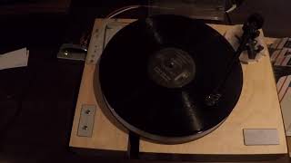 Sharon Jones &amp; The Dap-Kings - Ain't No Chimneys In The Projects - Live Vinyl Recording