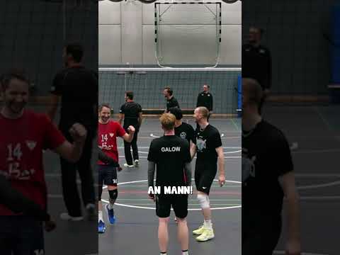ZUSPIELER rastet aus im Training!😨 #volleyballplayer #volleyball #haikyuu