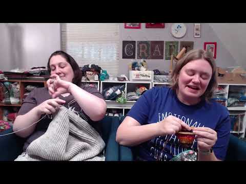 TheKnitGirllls Ep432 - Interruptions During Introductions