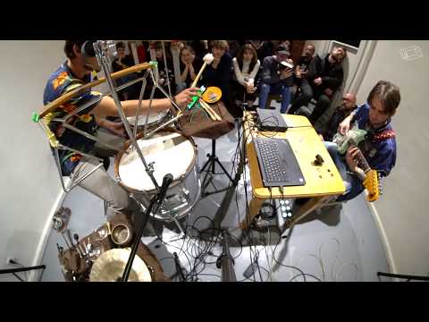 Pazi oštar pas @ Studium P [2019]