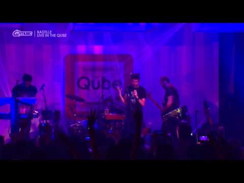 Bastille - 'Pompeii' (live in the Qube) // Q-music