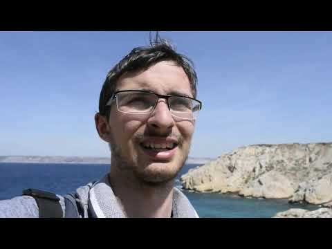 Bunker abandonné sous une île du Frioul (Marseille)