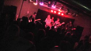 Trembling Bells: The Singing Blood