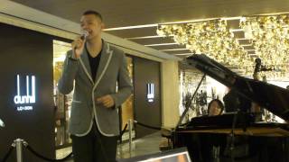 Isn't She Lovely (Stevie Wonder) by Hazrul Nizam @ Paragon (17 Dec 10)  (HD)