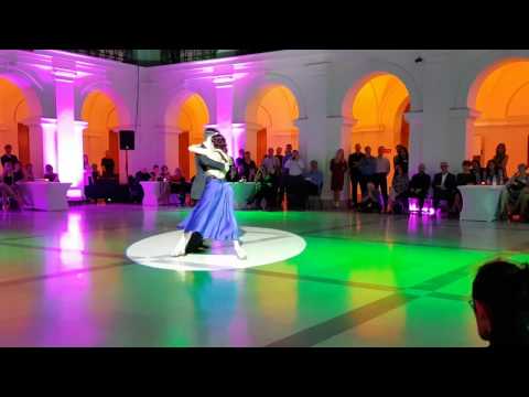  Facundo Piñero  and  Vanesa Villalba  are  dancing  to  the  milonga  "  Los Despojos  "  at  Recuerdo Tango Festival Warsaw  in  2016