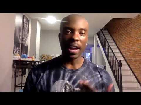 Vogue Femme Hand Performance with Stanley Glover