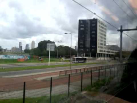 Ret bus 205 lijn 66 langs station Rotterdam zuid