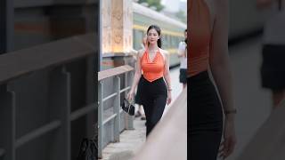 beautiful girl street fashion outfits style #tiktok #chinesefashion #mejoresstreetfashion #shorts