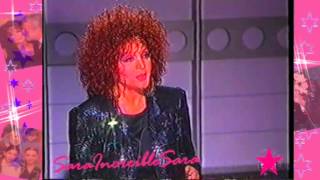 Sara Montiel entrevistada por una Máquina 