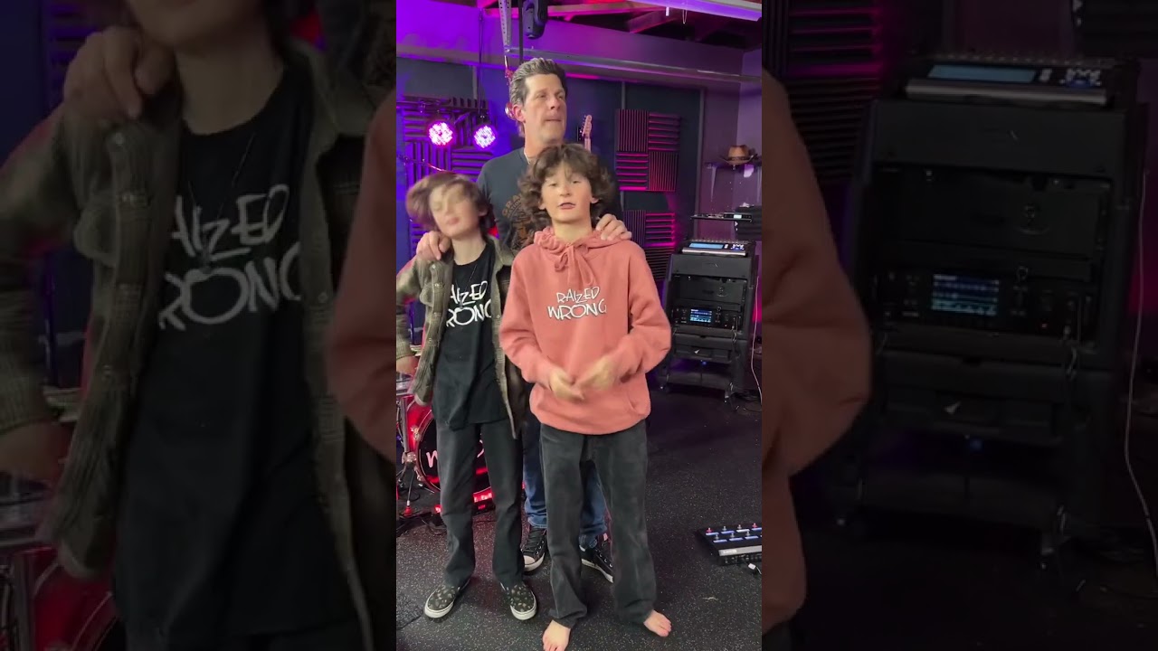 Kids in America by Raized Wrong