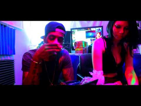 Mikey - Swaggin (ft. JHaze)